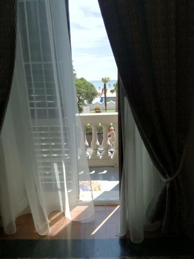Maresuite Albissola Marina Esterno foto